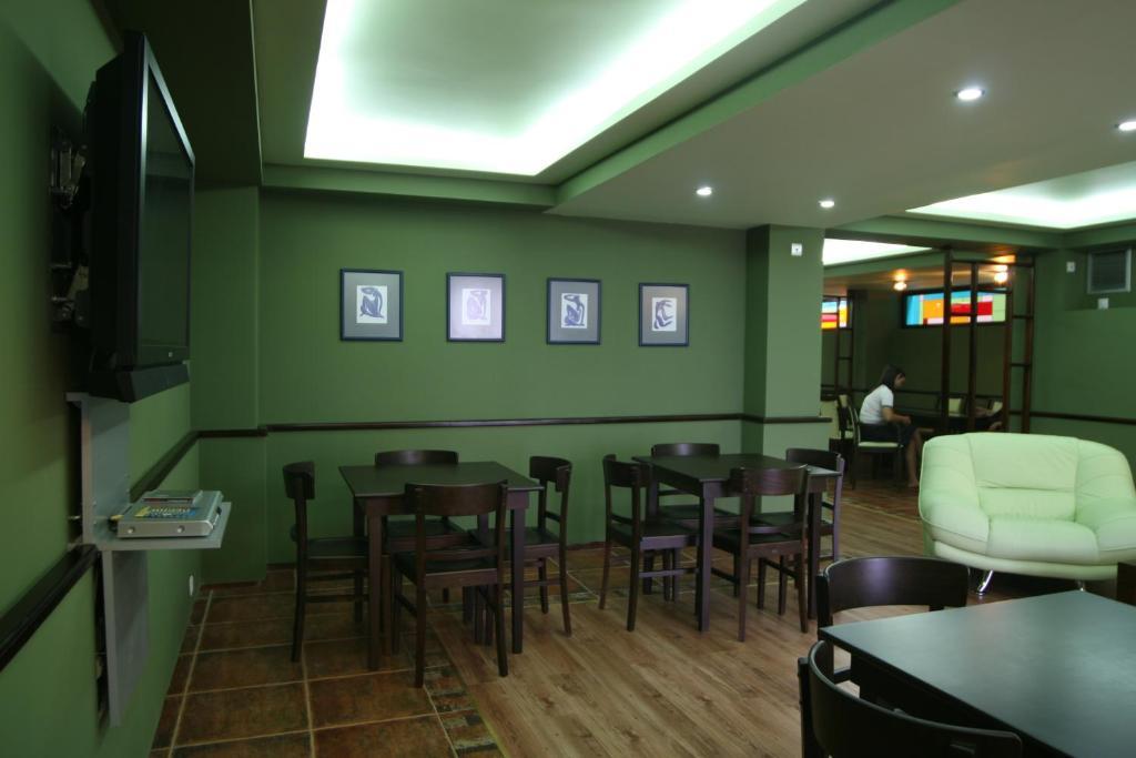 Light House Hotel Batumi Bagian luar foto