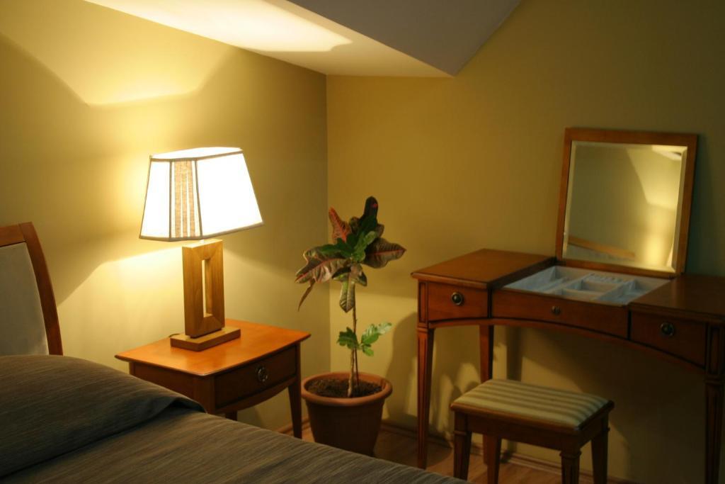 Light House Hotel Batumi Bagian luar foto