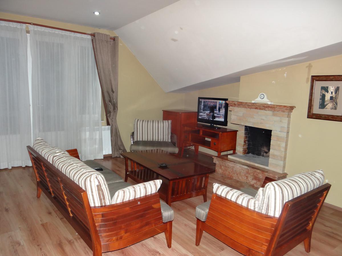 Light House Hotel Batumi Bagian luar foto