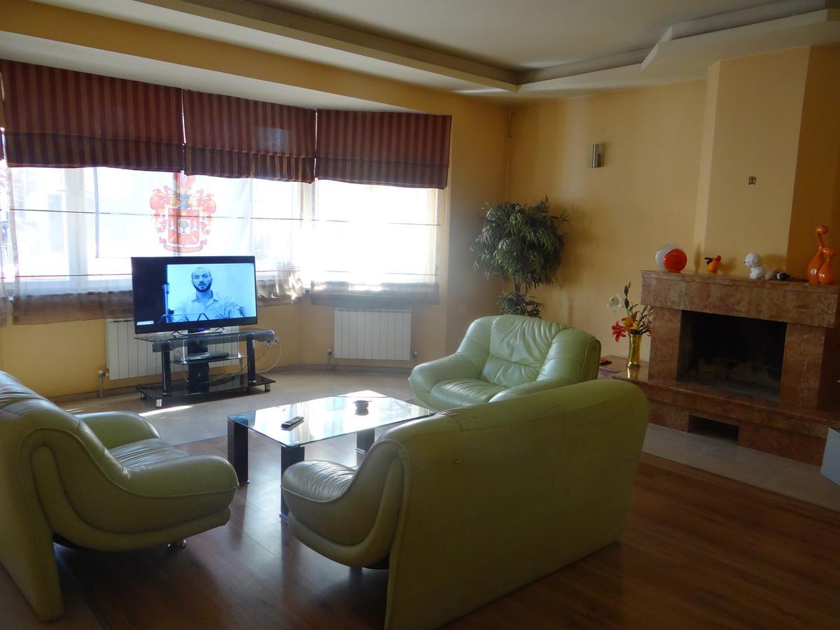 Light House Hotel Batumi Bagian luar foto