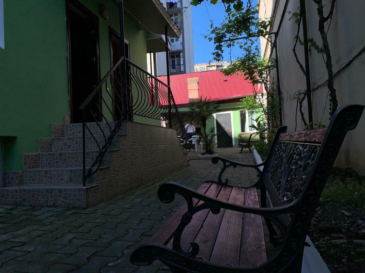 Light House Hotel Batumi Bagian luar foto