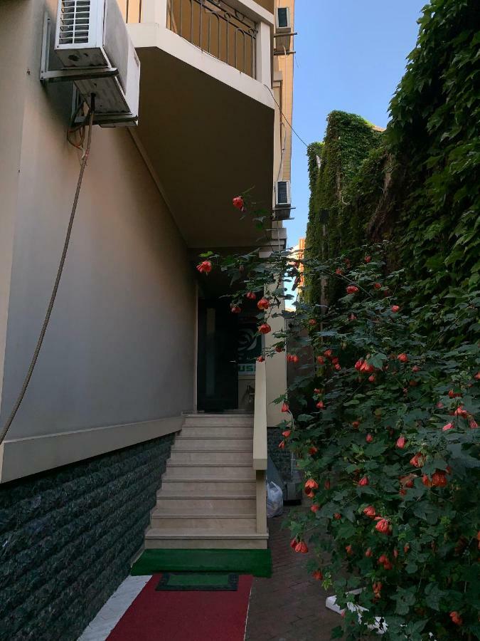 Light House Hotel Batumi Bagian luar foto